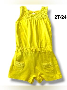 EUC, Yellow Sleeveless Romper with Lace Detail Size 2T/24 Months